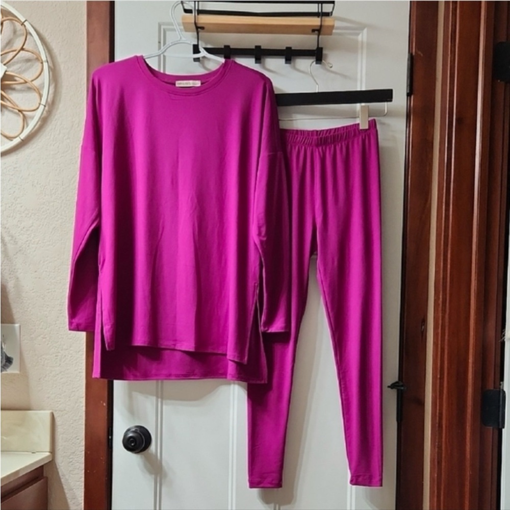 Zenana Brushed Microfiber V-Neck Long Sleeve Loungewear Set Medium NWOT